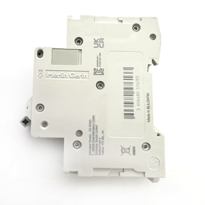 Schneider Electric C60N M9F11120 C20A C20 20A 20 Amp MCB Circuit Breaker Type C